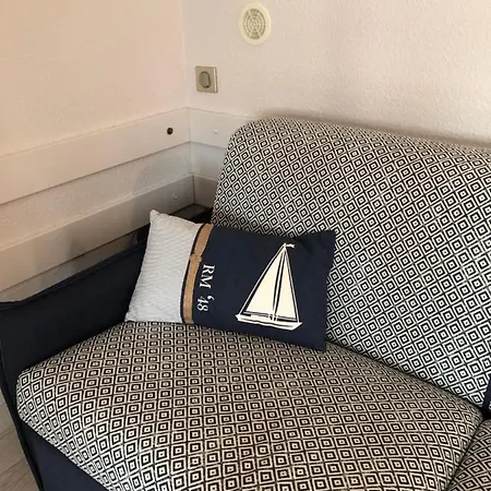 Apartment Avec Climatisation Wifi Parking Piscine *